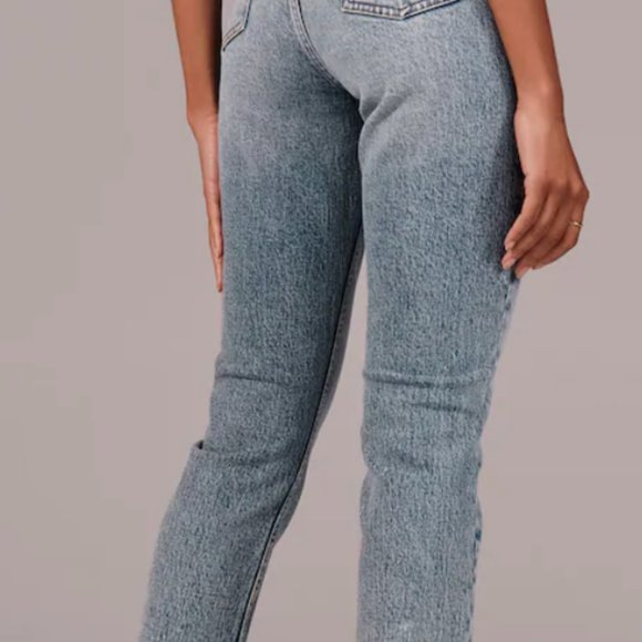 Abercrombie High Rise Mom Jeans in Washed Black - Picture 2 of 6